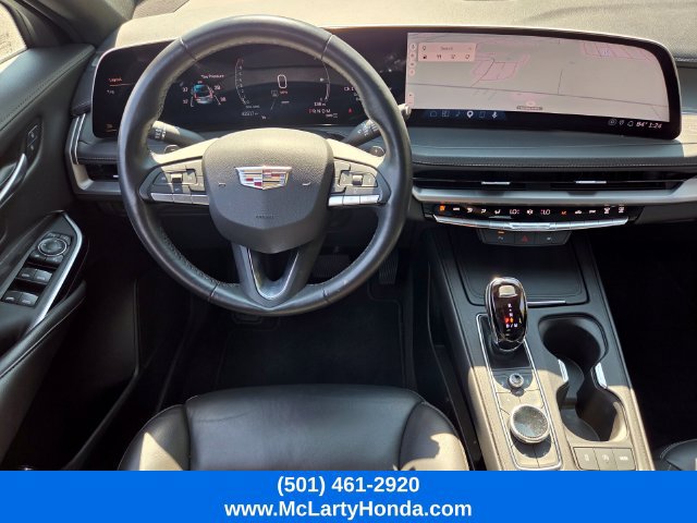 Used 2025 Cadillac XT4 Premium Luxury AWD/4WD image 13