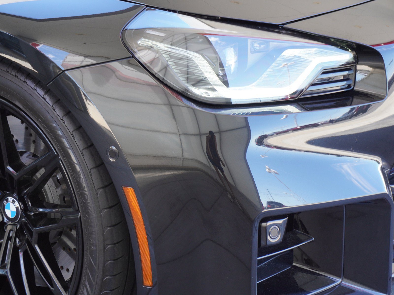 Used 2025 BMW M2 w/ Lighting Package RWD image 3