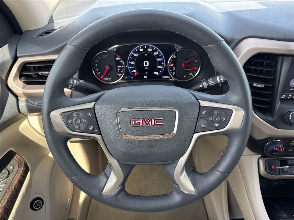 Used 2023 GMC Acadia Denali AWD/4WD image 13