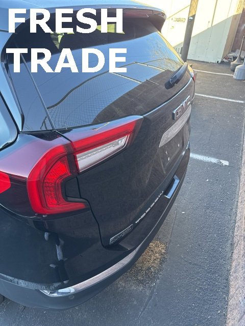 Used 2022 GMC Terrain SLT w/ Infotainment Package II image 5