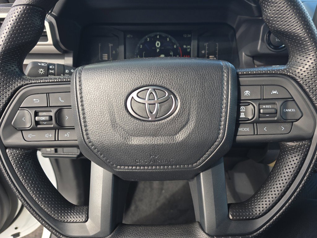Used 2026 Toyota Tacoma SR5 AWD/4WD image 25