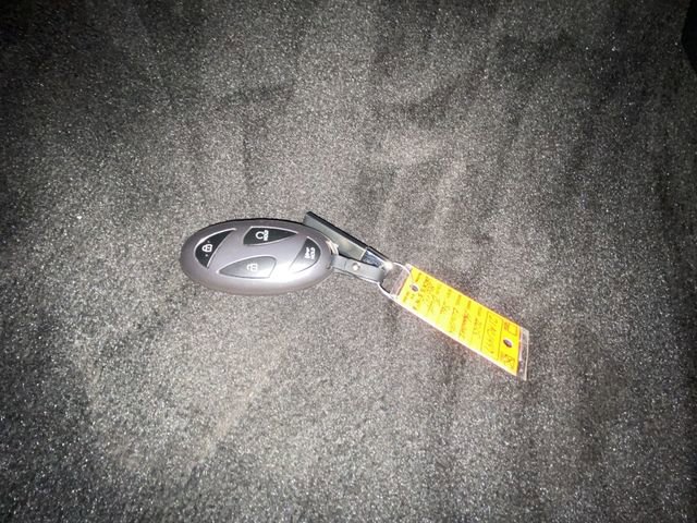 Used 2025 Hyundai Elantra Sport image 28