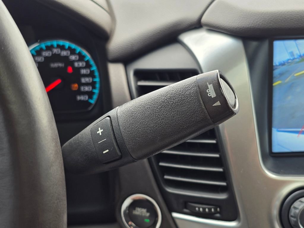 Used 2017 Chevrolet Suburban Premier image 22