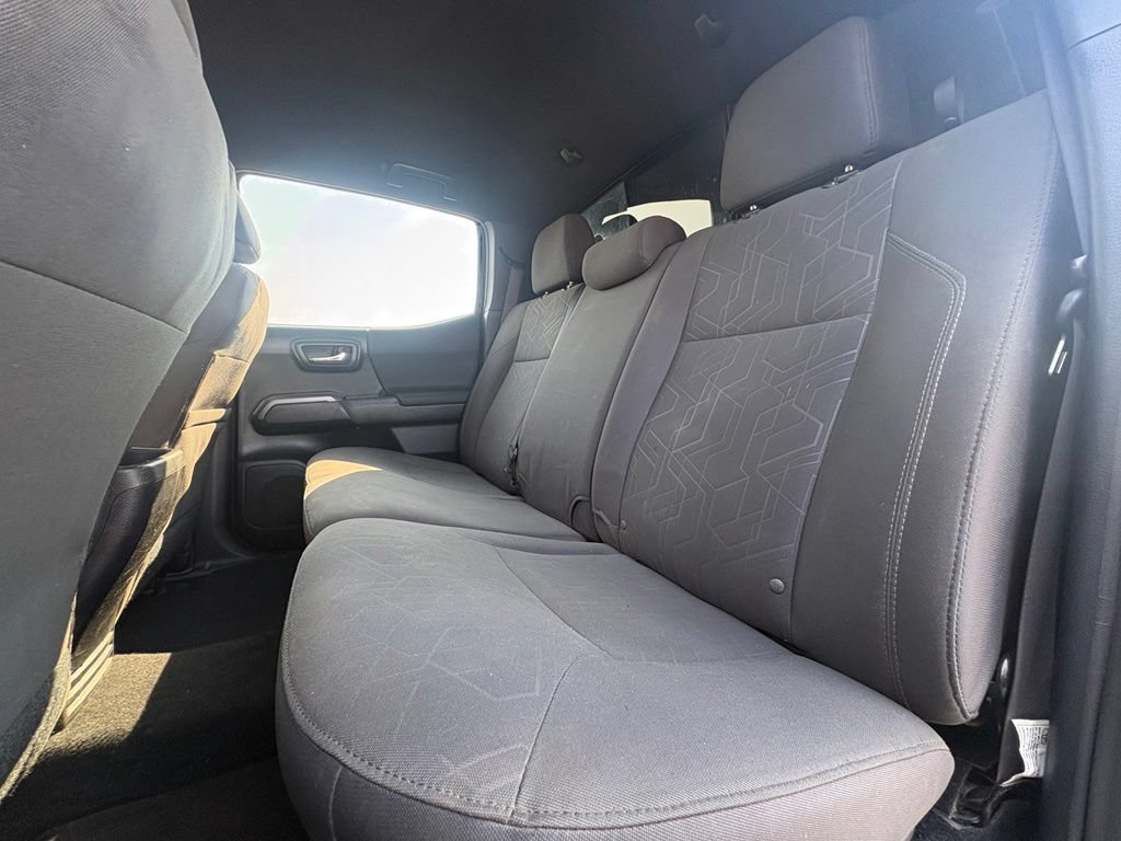 Used 2017 Toyota Tacoma TRD Off-Road w/ Tow Package RWD image 25