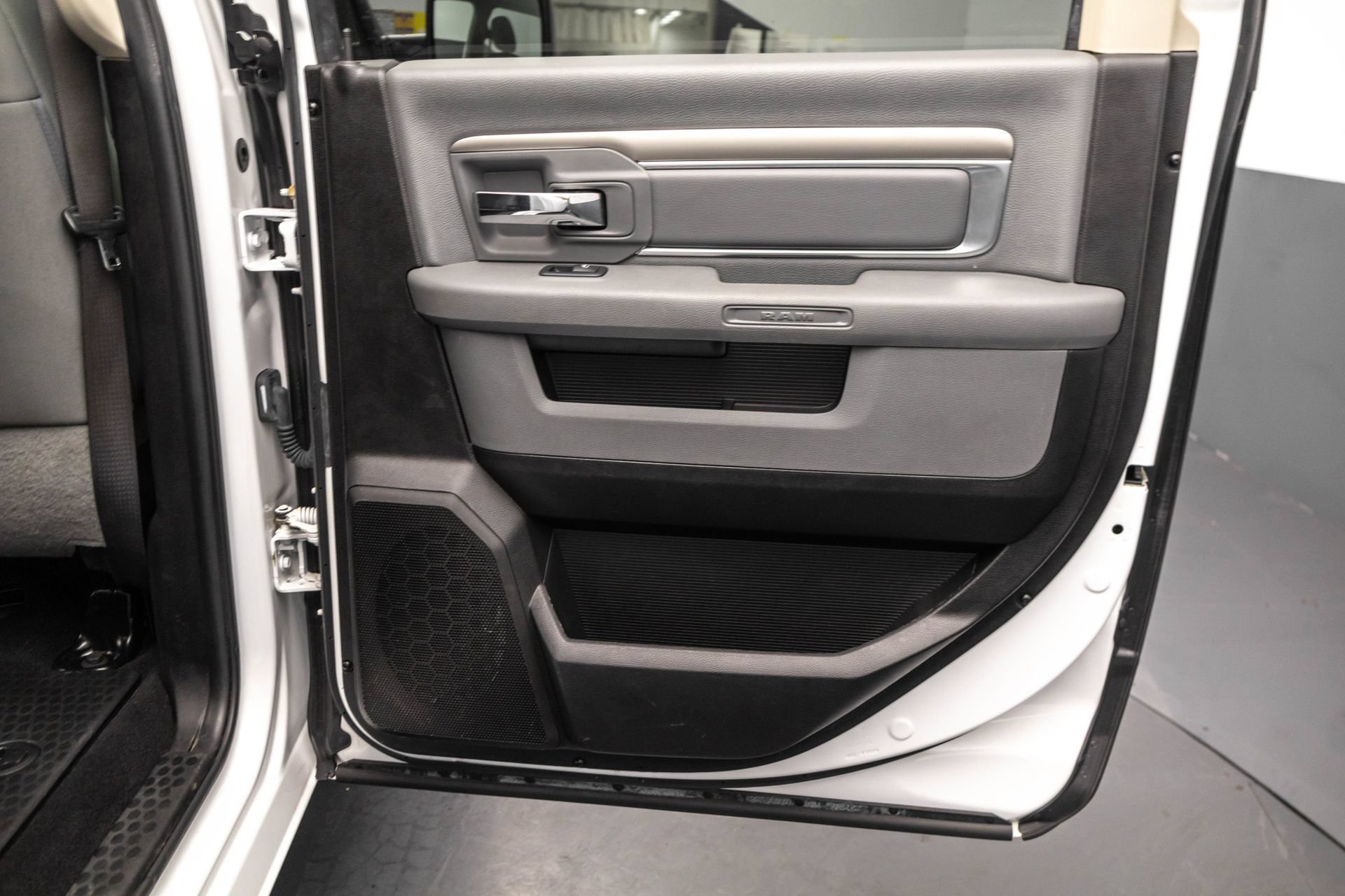 Used 2019 RAM 1500 Big Horn AWD/4WD image 40