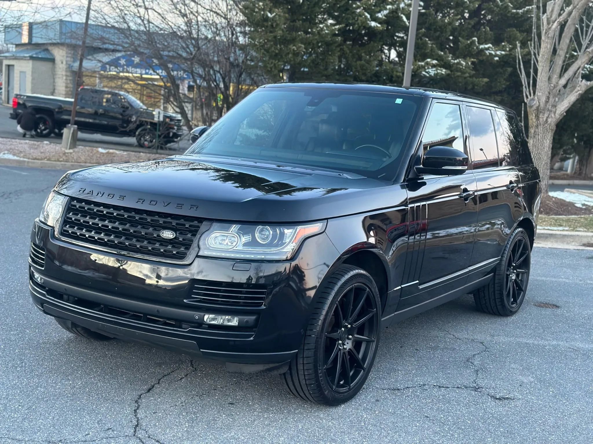 Used 2015 Land Rover Range Rover Supercharged image 25
