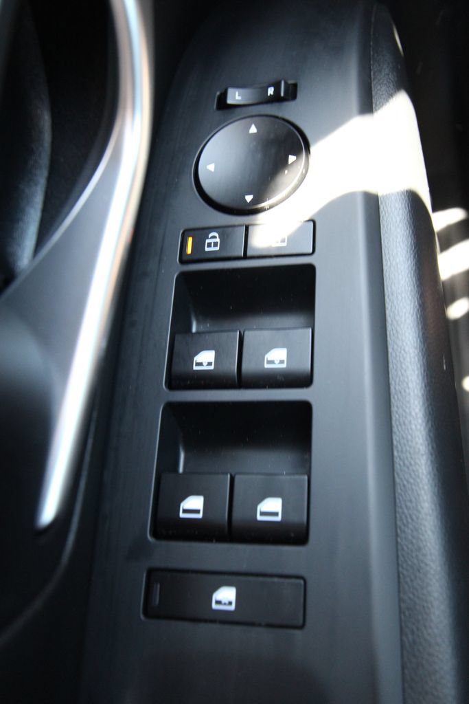 Used 2025 Hyundai Tucson SEL AWD/4WD image 25