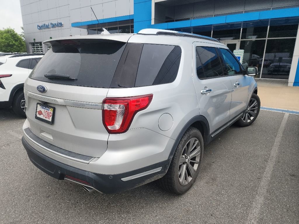 Used 2018 Ford Explorer Limited FWD image 4