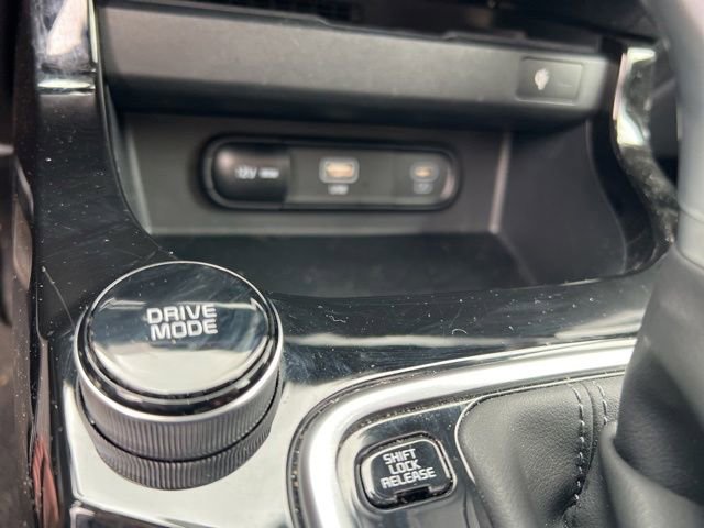 Certified 2025 Kia Seltos EX AWD/4WD image 24