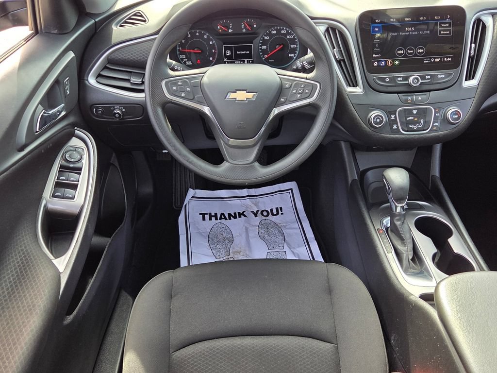Used 2022 Chevrolet Malibu LS FWD image 5