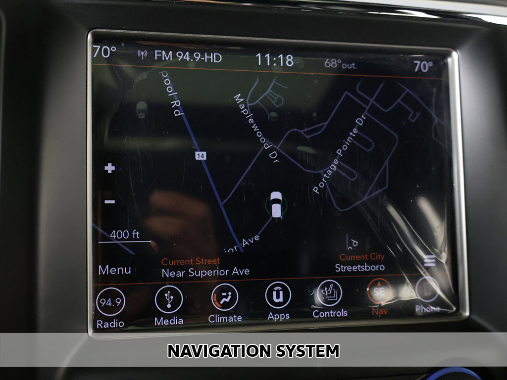 Used 2018 Jeep Grand Cherokee Limited AWD/4WD image 3