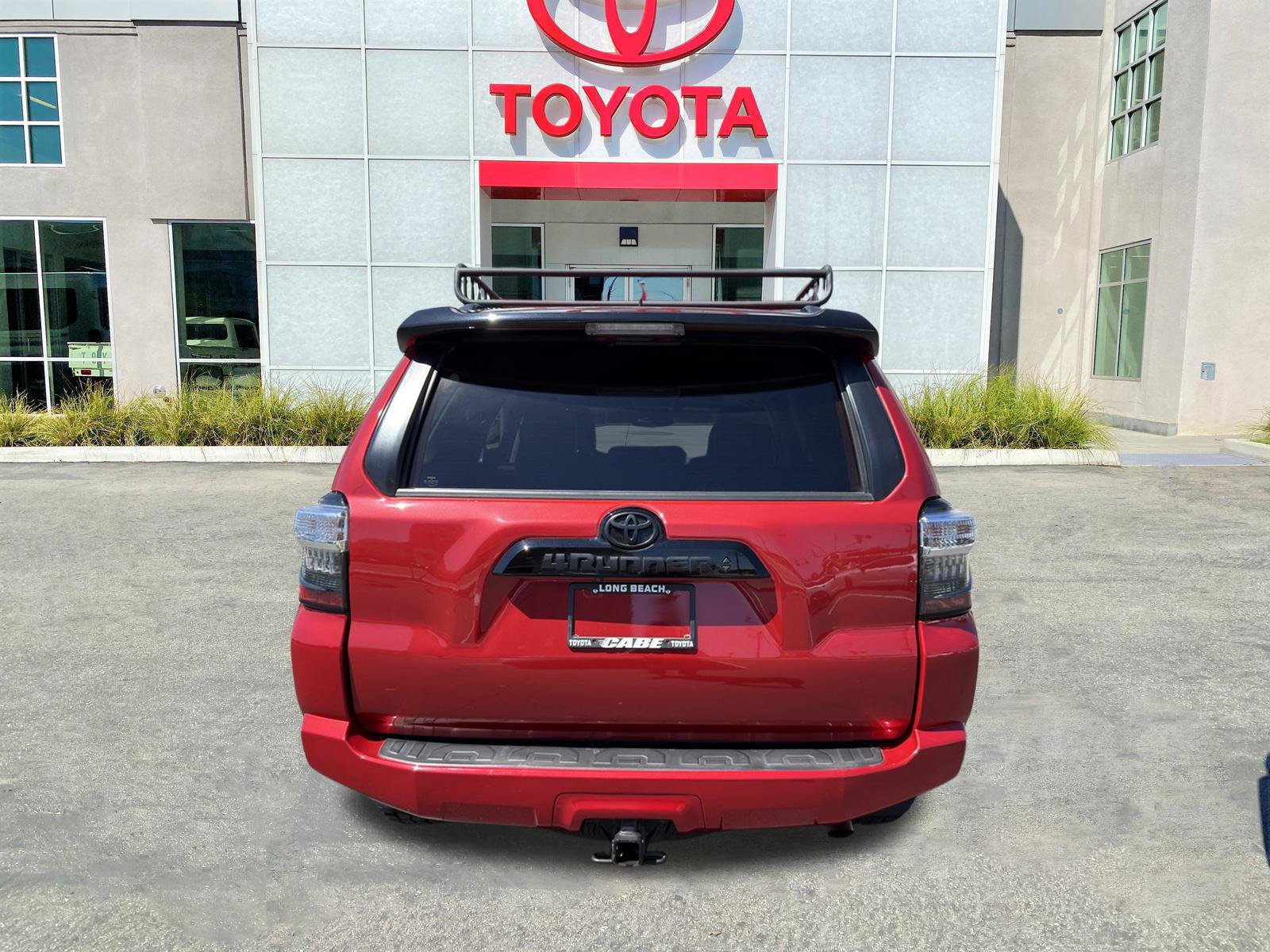 Used 2021 Toyota 4Runner Venture w/ Moonroof Package AWD/4WD image 9