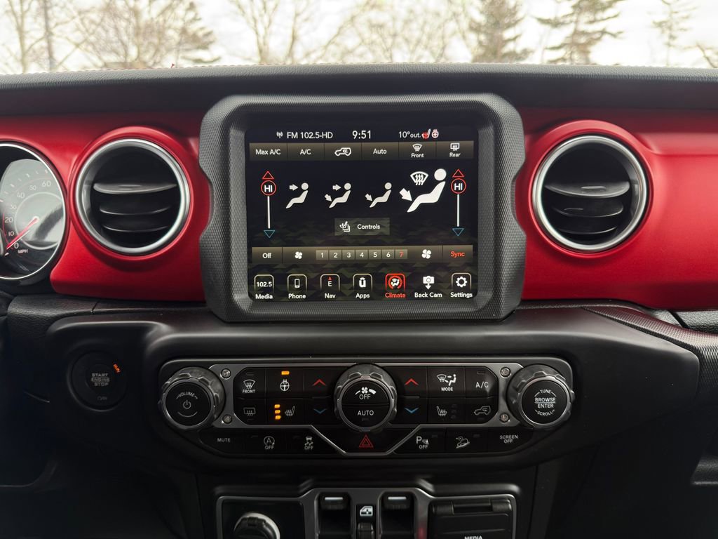 Used 2020 Jeep Wrangler Unlimited Rubicon w/ Advanced Safety Group image 27