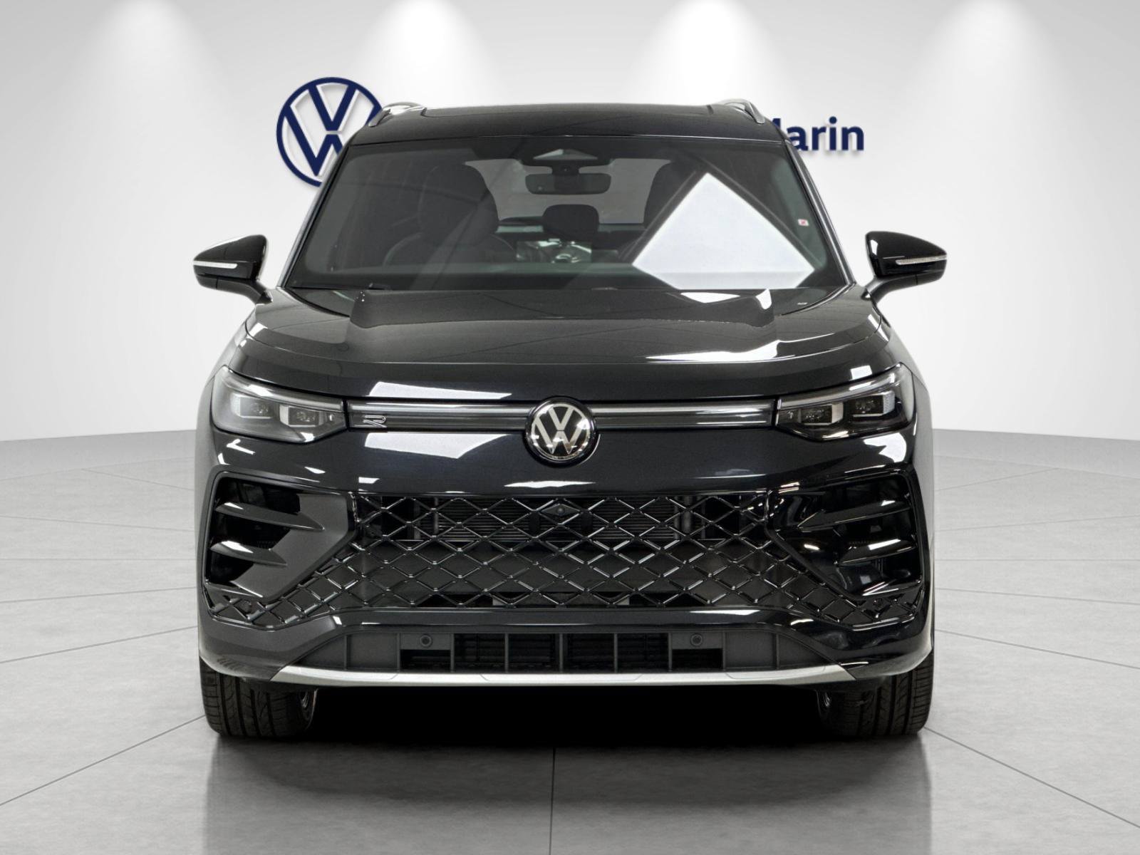 New 2026 Volkswagen Tiguan SEL R-Line AWD/4WD image 8