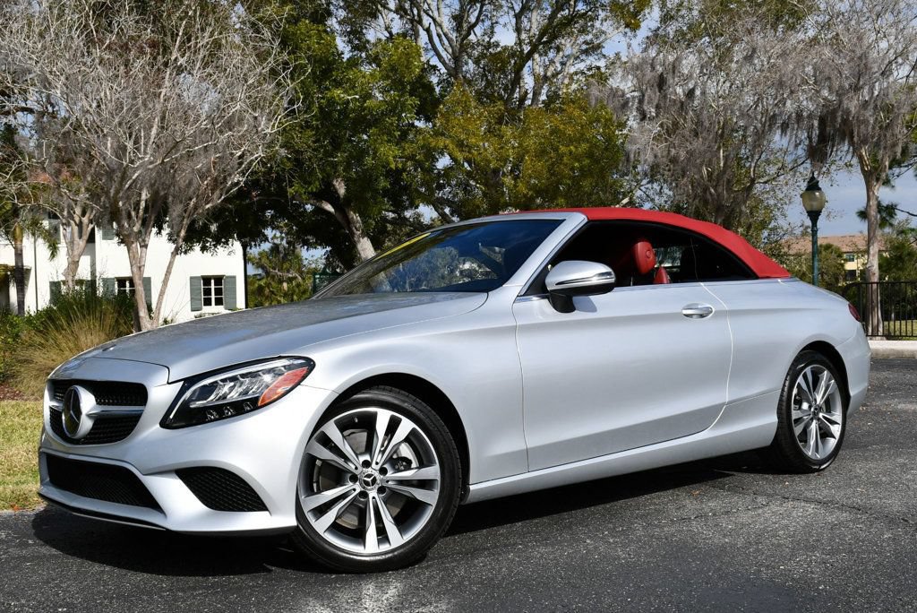 Used 2020 Mercedes-Benz C 300 4MATIC Cabriolet image 2