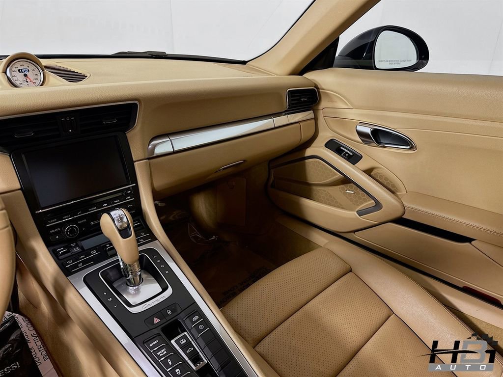 Used 2015 Porsche 911 Carrera 4S AWD/4WD image 16