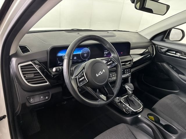 Used 2024 Kia Seltos S image 13