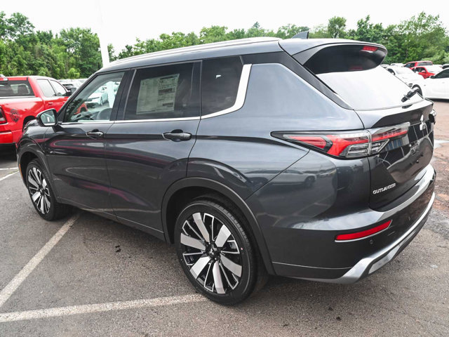 New 2025 Mitsubishi Outlander SEL image 4
