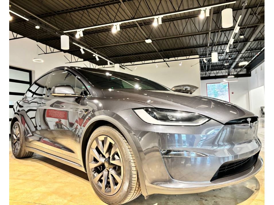 Used 2024 Tesla Model X image 7