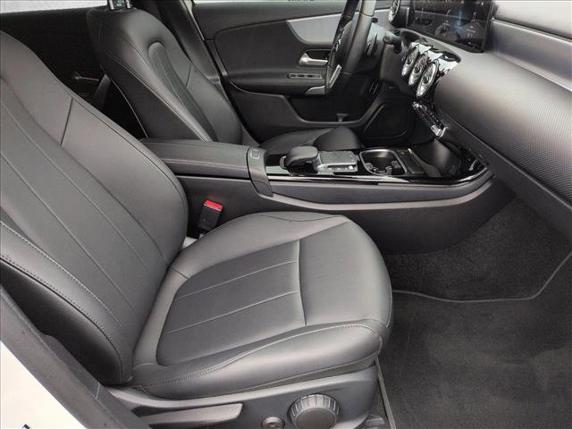 Used 2022 Mercedes-Benz A 220 image 21