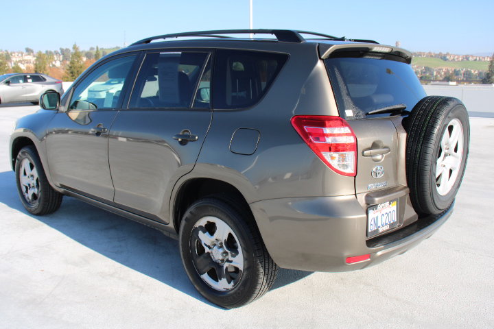 Used 2011 Toyota RAV4 2WD w/ 3rd Row image 5