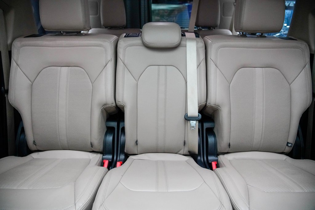 Used 2022 Ford Expedition Max Limited image 26