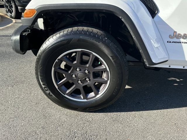 Certified 2023 Jeep Gladiator Overland image 13