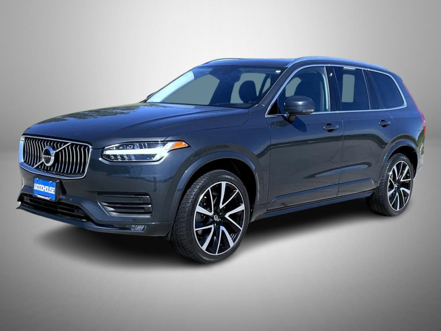 Used 2021 Volvo XC90 T6 Momentum w/ Advanced Package