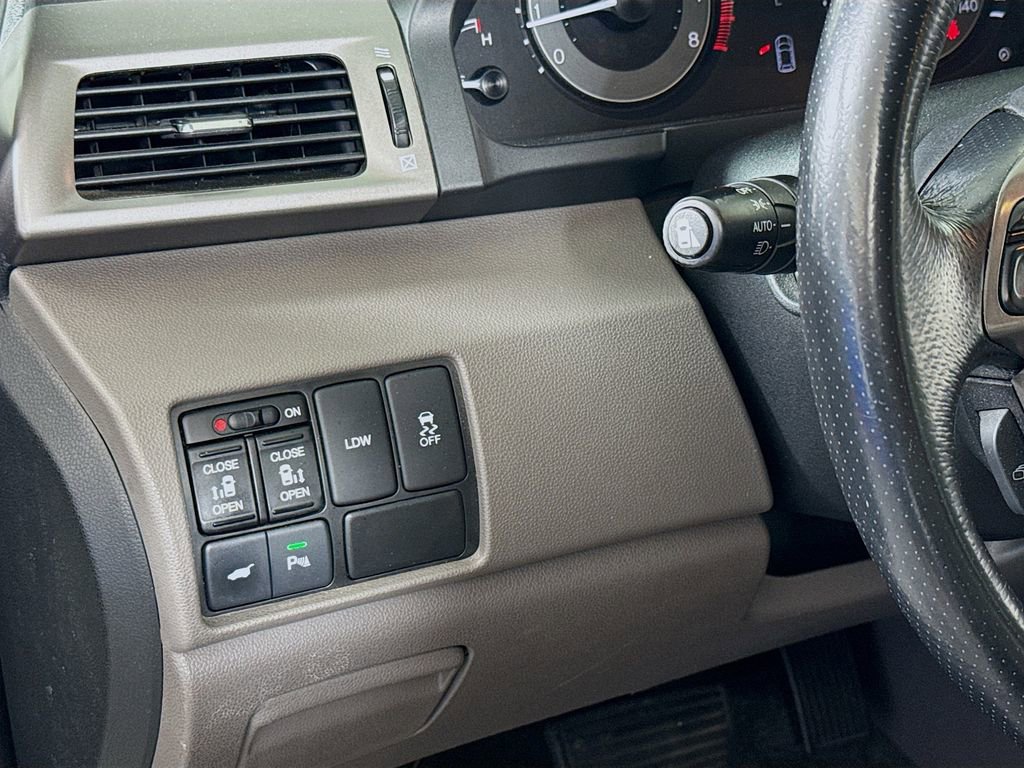Used 2016 Honda Odyssey Touring image 10