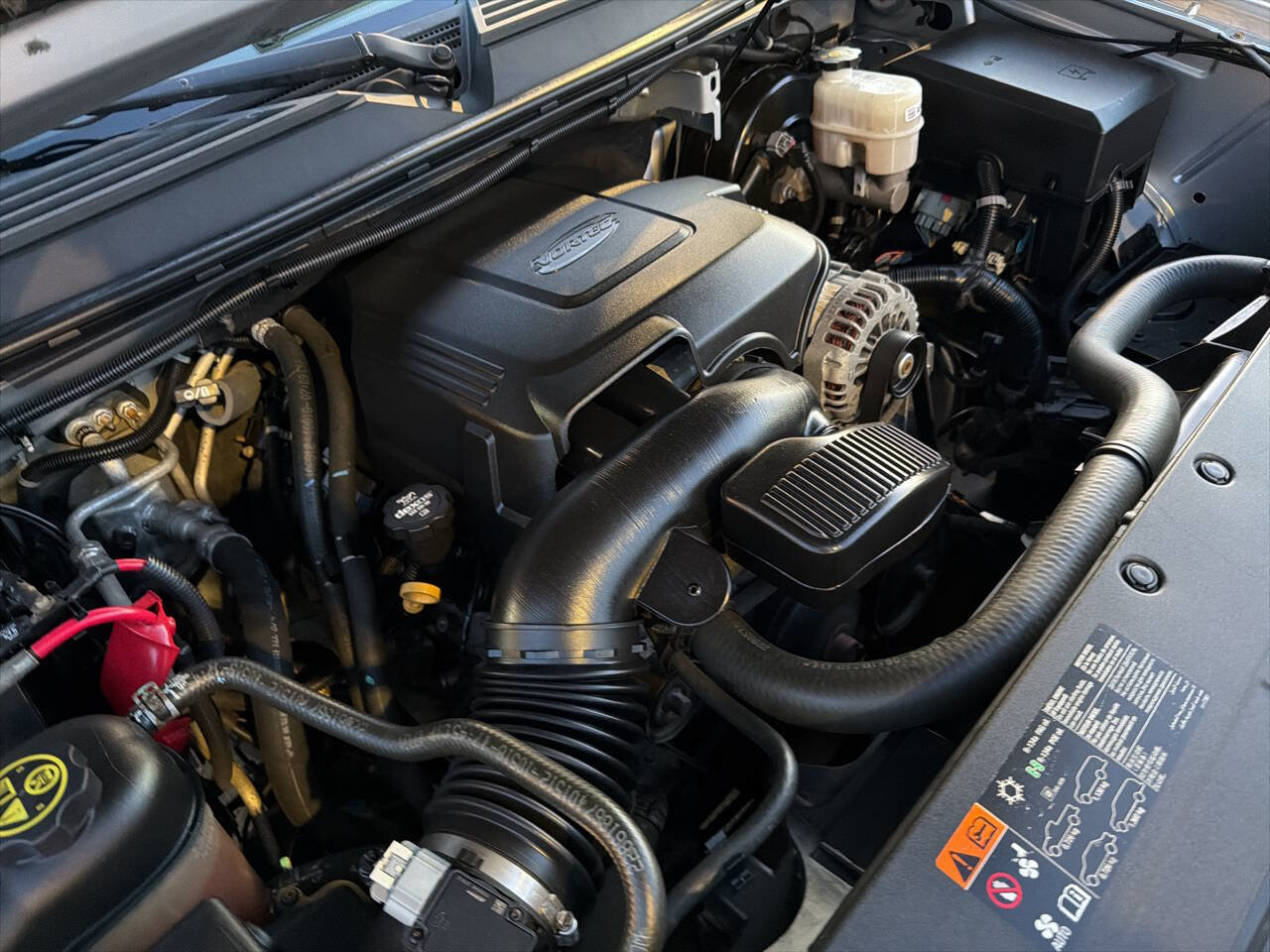 Used 2013 Chevrolet Suburban LTZ image 16