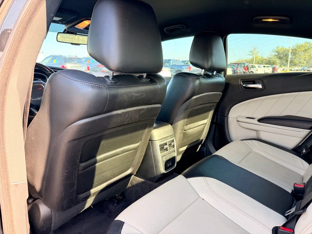 Used 2017 Dodge Charger SXT w/ Plus Group RWD image 18