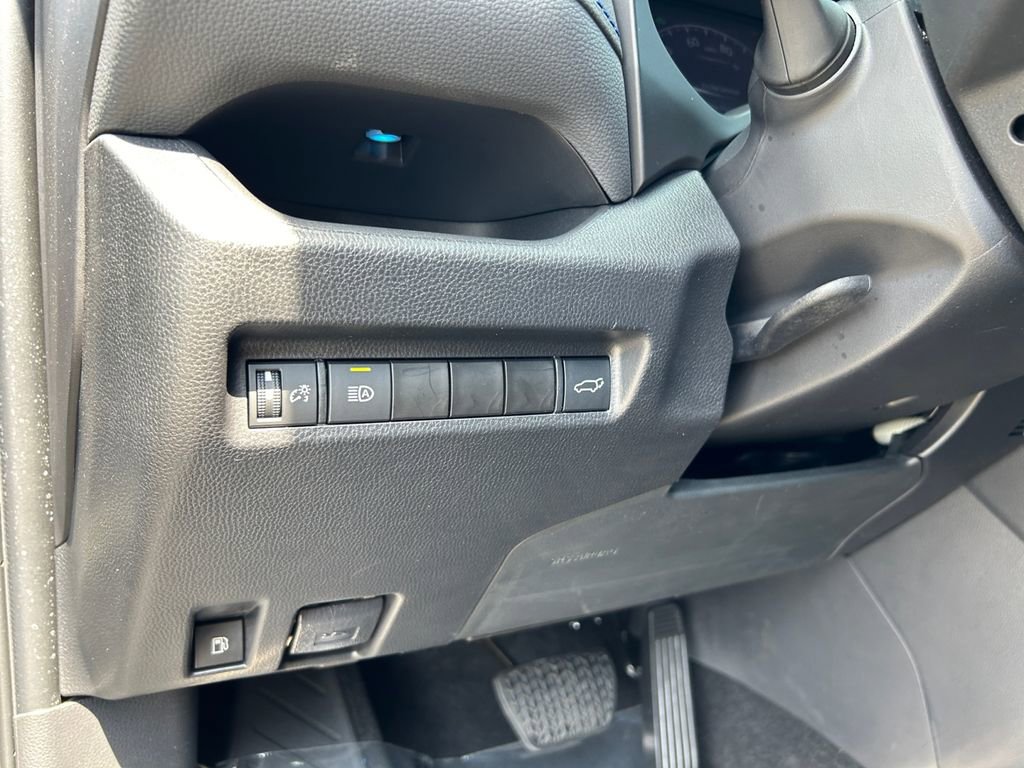 Used 2022 Toyota RAV4 XSE image 21