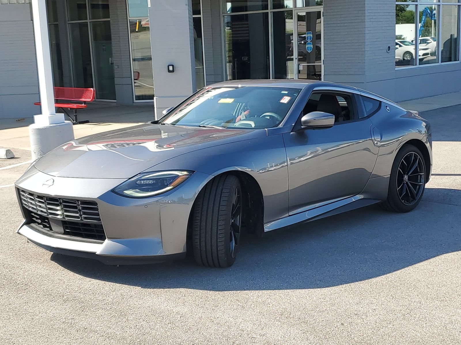 Used 2025 Nissan Z Performance w/ Floor Mat Package RWD image 2