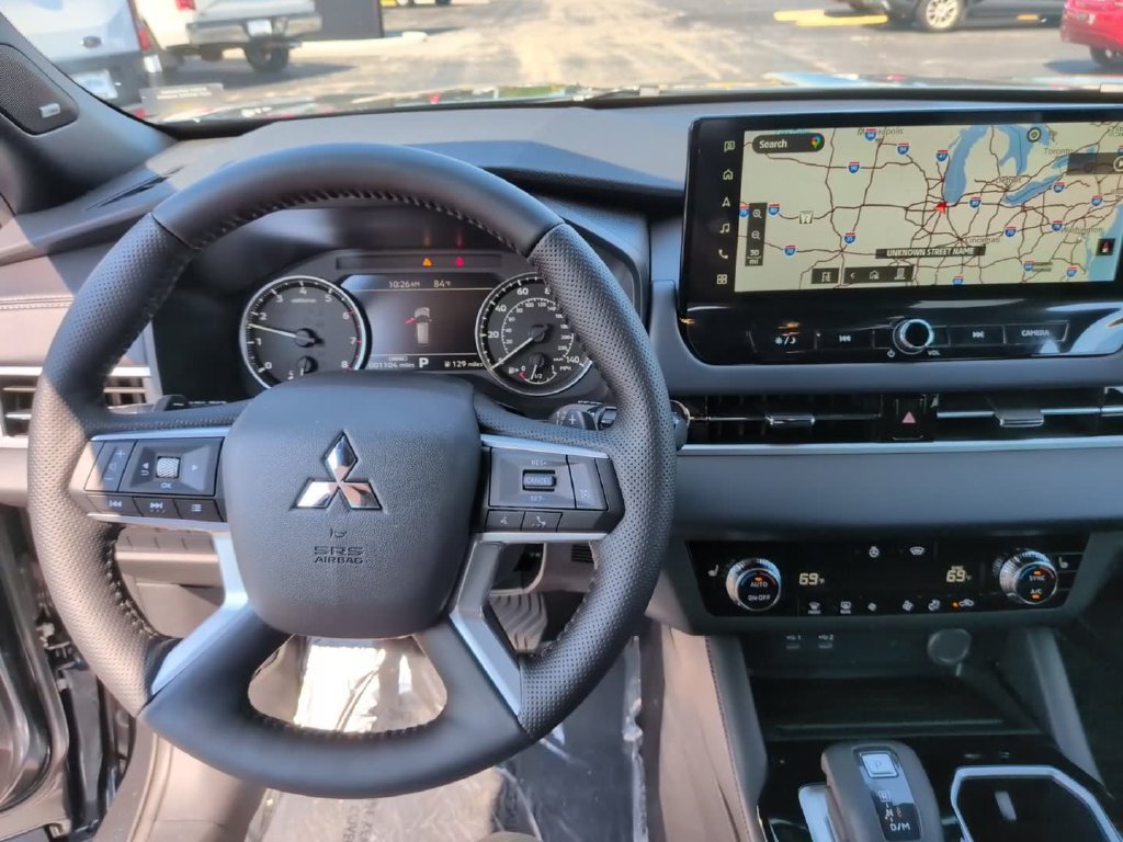 New 2026 Mitsubishi Outlander LE AWD/4WD image 26