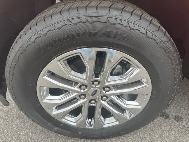 New 2025 Ford F150 Lariat w/ Equipment Group 501A Mid image 32