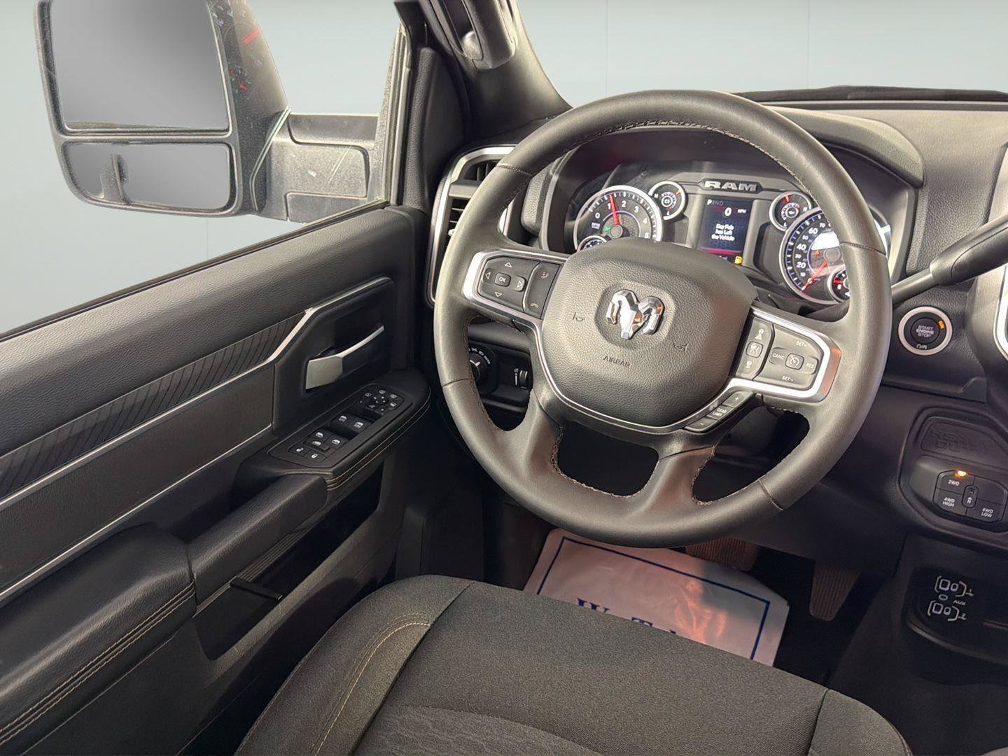 Used 2025 RAM 2500 Big Horn AWD/4WD image 19