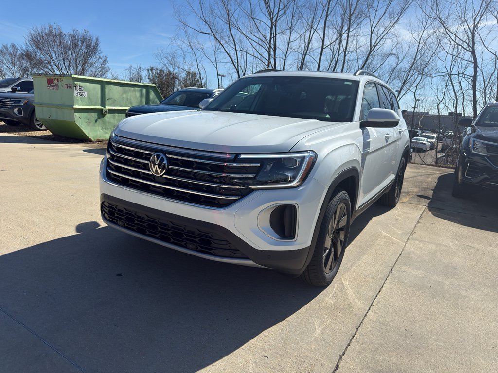 New 2026 Volkswagen Atlas SE FWD image 1
