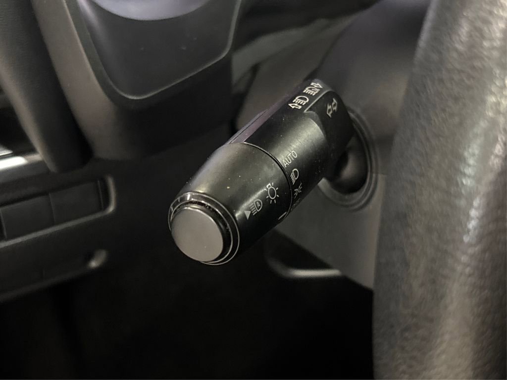 Certified 2023 Nissan Rogue SV image 24