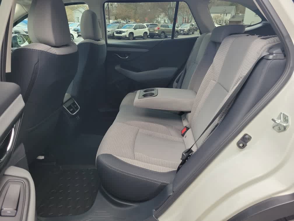 Used 2023 Subaru Outback Premium image 32