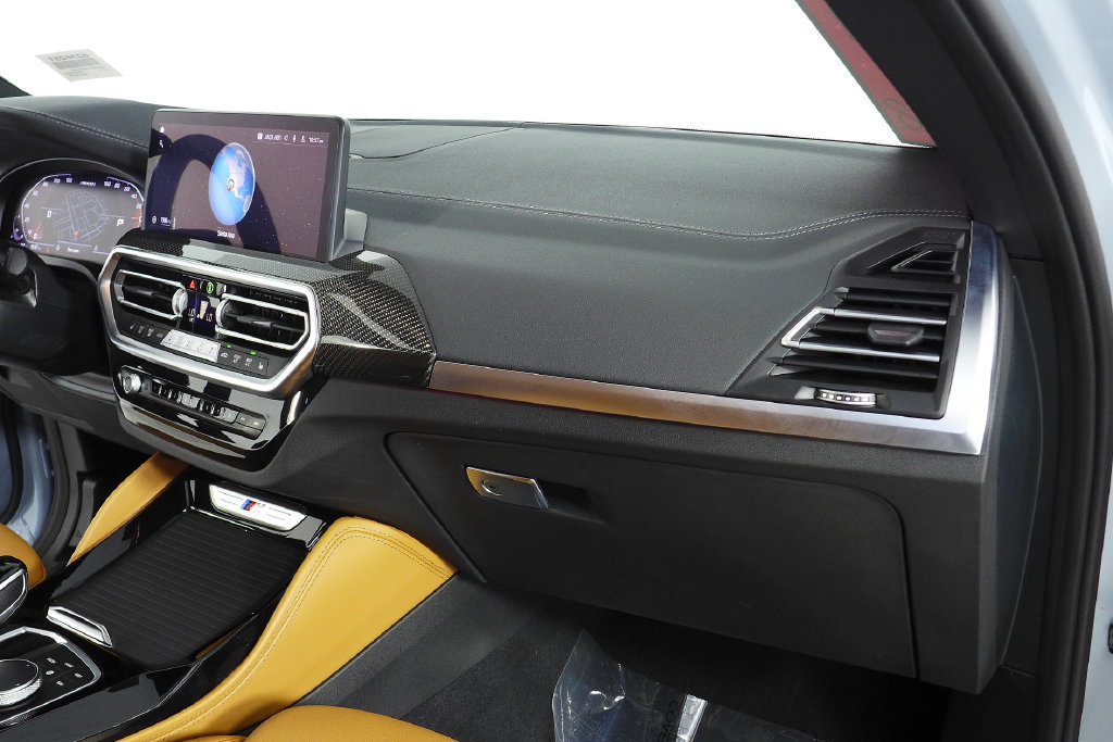 Used 2024 BMW X4 M40i w/ Premium Package AWD/4WD image 14