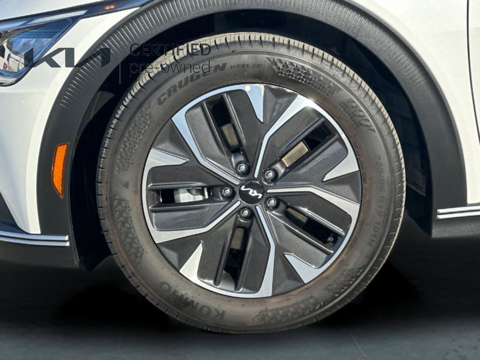 Certified 2024 Kia EV6 Light image 27