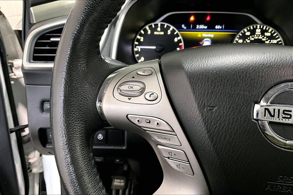 Used 2015 Nissan Murano S AWD/4WD image 11