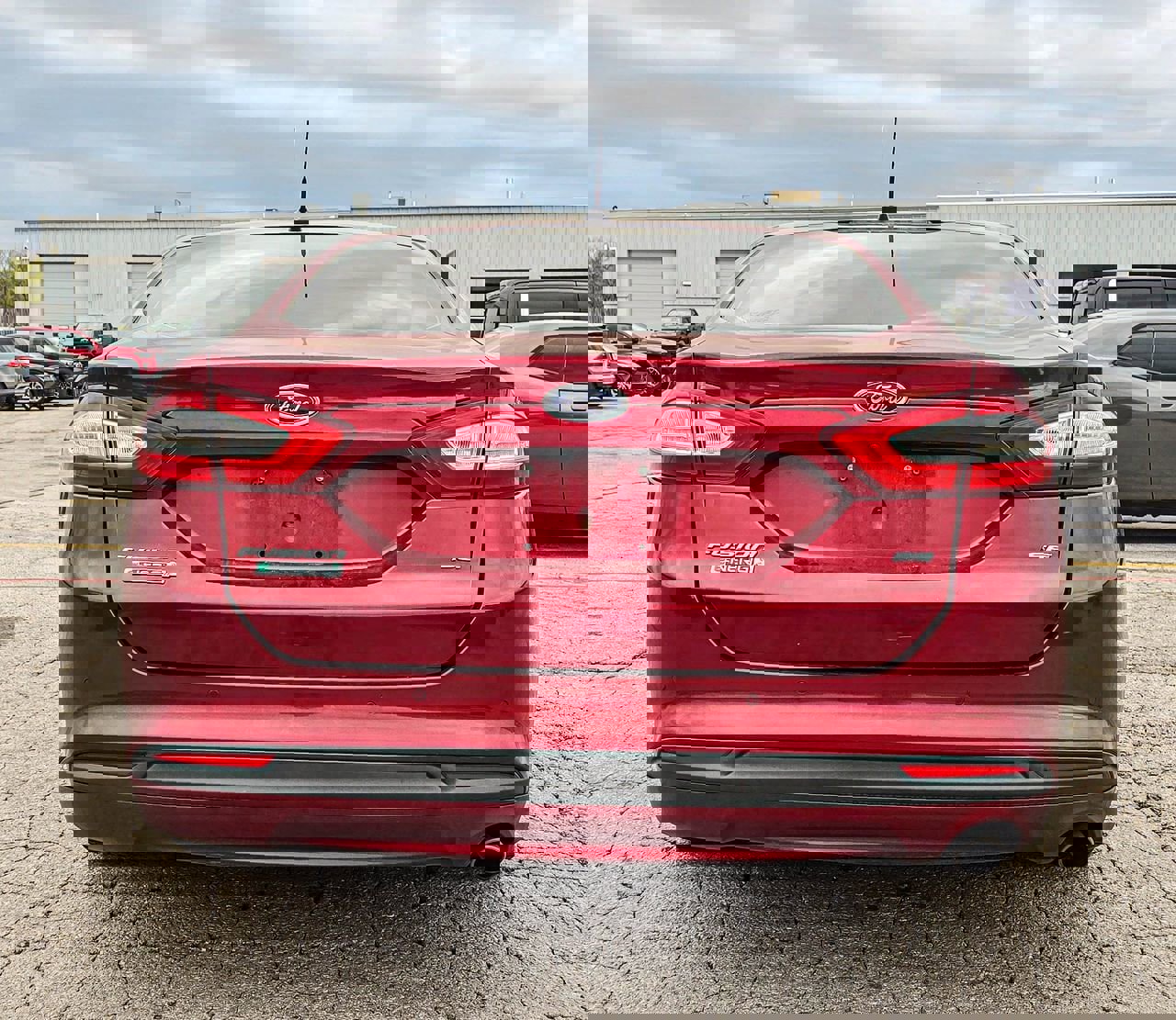 Used 2015 Ford Fusion Energi SE image 5