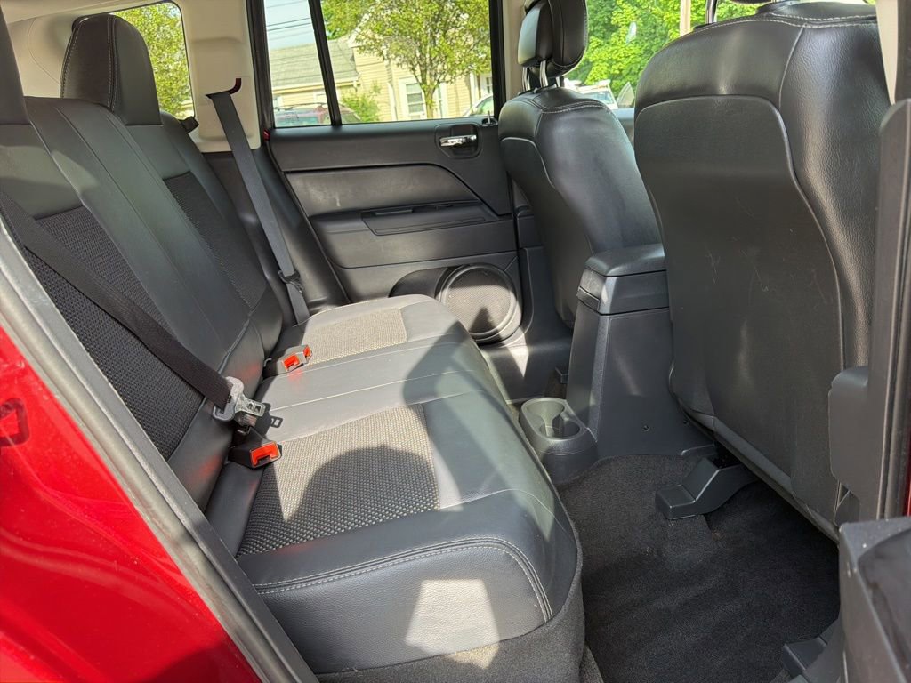 Used 2015 Jeep Compass Sport w/ Power Value Group AWD/4WD image 22