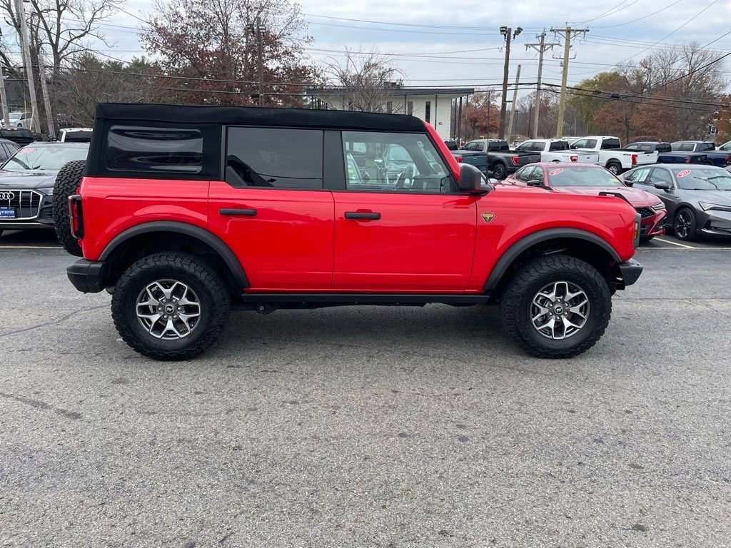 Used 2024 Ford Bronco Badlands image 7