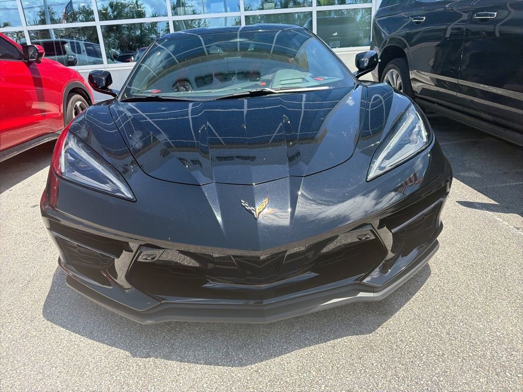Used 2024 Chevrolet Corvette Stingray Premium Cpe w/ Z51 Performance Package RWD image 2