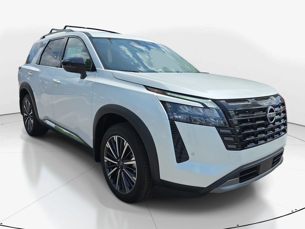 New 2026 Nissan Pathfinder Platinum AWD/4WD image 2