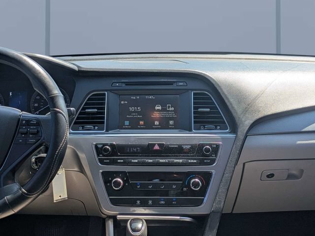 Used 2016 Hyundai Sonata SE FWD image 17