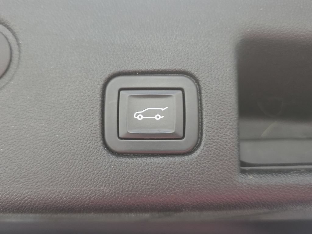 Used 2019 Chevrolet Equinox LT AWD/4WD image 12