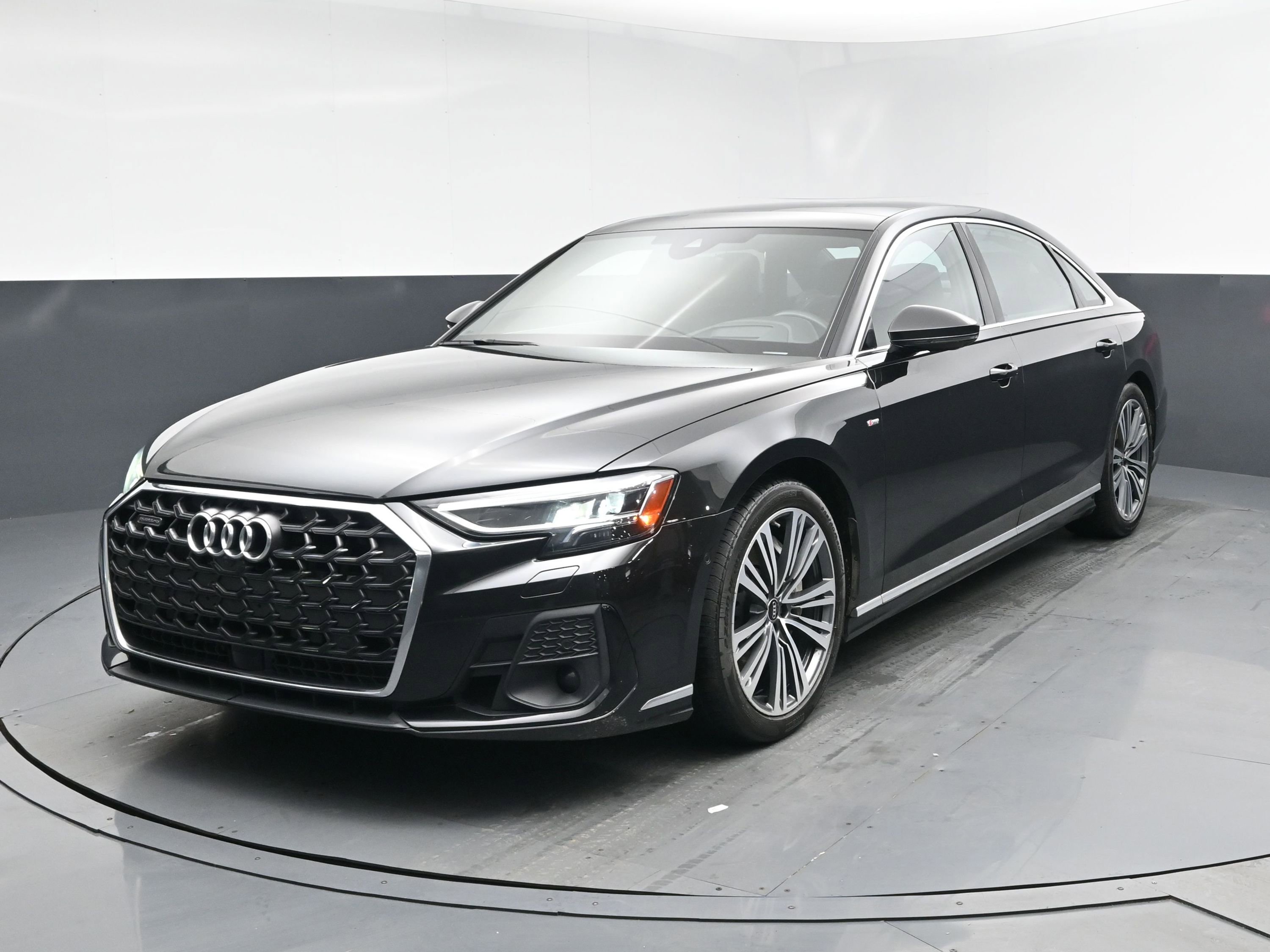 Used 2022 Audi A8 L 3.0T w/ Executive Package AWD/4WD image 23